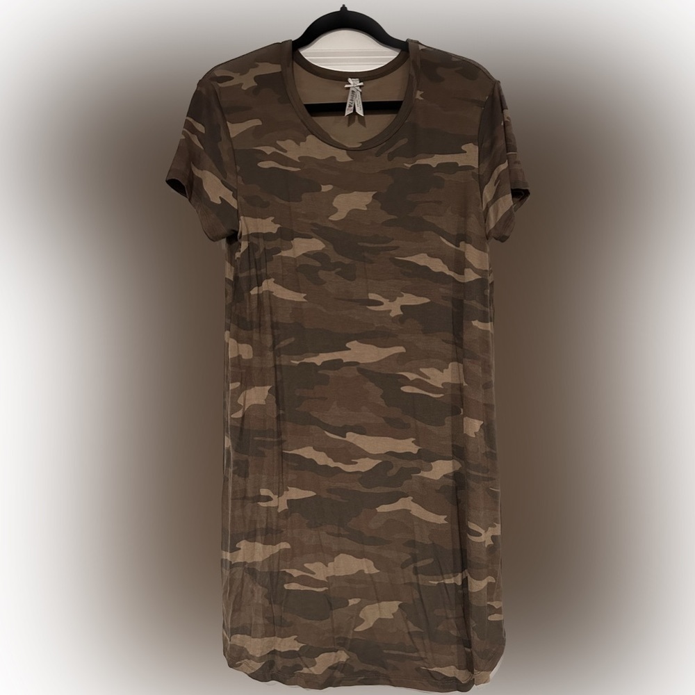 Women’s camouflage Maxi Dress Size Large